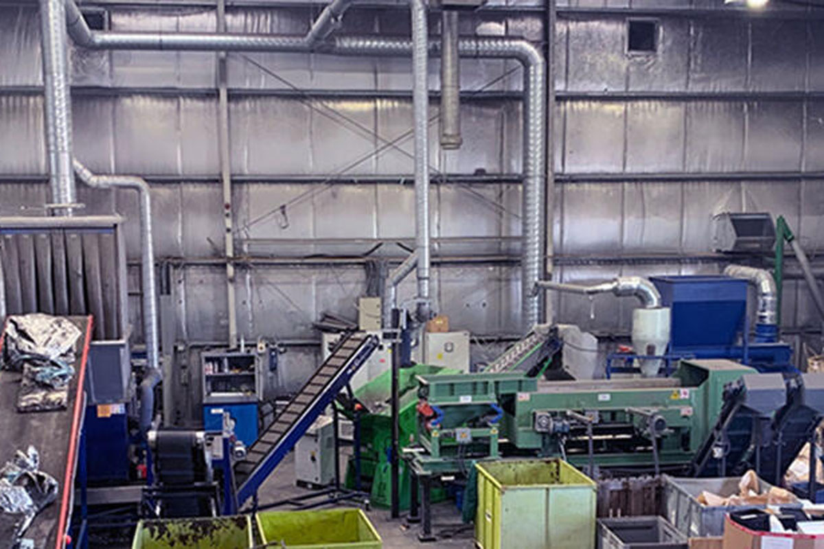 HWD recycling plant with Nederman dust collection system